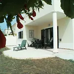 Esti Chamaco - Lagos
