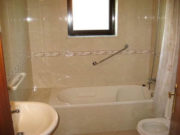 Esti Chamaco - Apartment Lagos